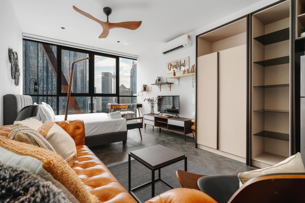 Scarletz Klcc Apartments By Soulasia Kuala Lumpur Ngoại thất bức ảnh