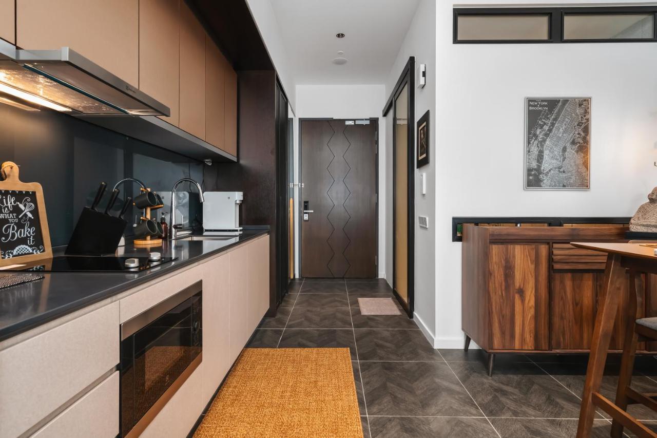 Scarletz Klcc Apartments By Soulasia Kuala Lumpur Ngoại thất bức ảnh