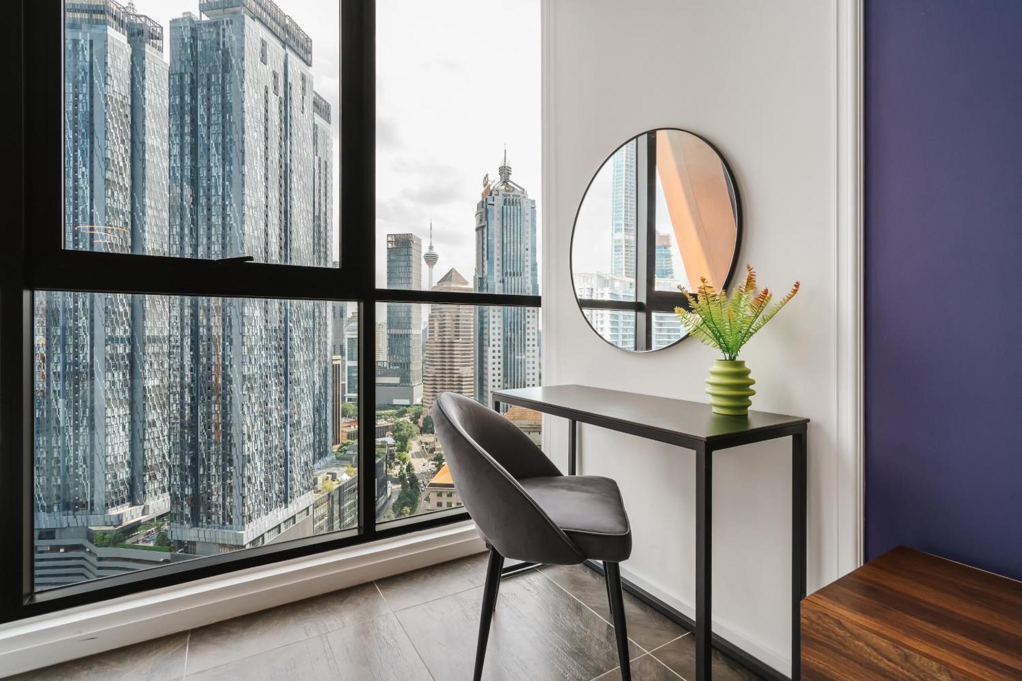 Scarletz Klcc Apartments By Soulasia Kuala Lumpur Ngoại thất bức ảnh